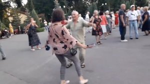 Заманила, соблазнила, раздразнила!!