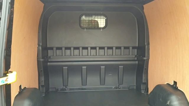 Ford Transit Custom DCiV L2 (Long Wheelbase) H1 AUTO box - 6 Travel seats, Low Mileage & Rear Camer смотреть онлайн