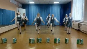 Школьный танец