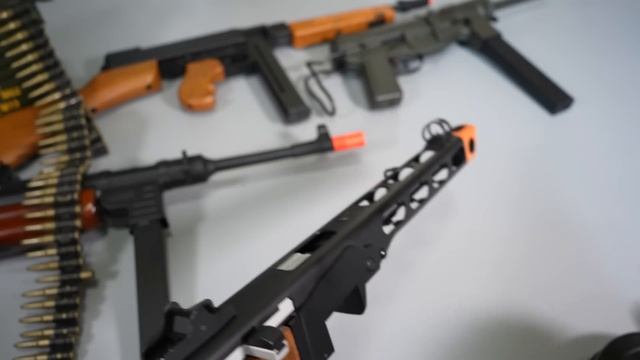 WW2 Weapon SMG Toy Gun -US ARMY-Germany ARMY-Soviet ARMY-British Army-Realistic Toy Guns Collection смотреть онлайн