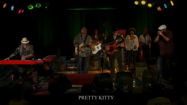 Pretty Kitty (Live) смотреть онлайн