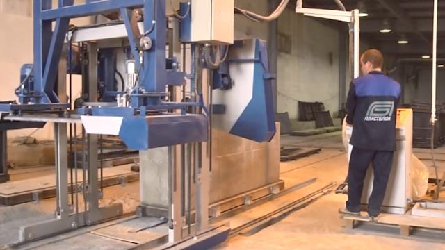 сюжет 'Пластблок' (2015-03) смотреть онлайн