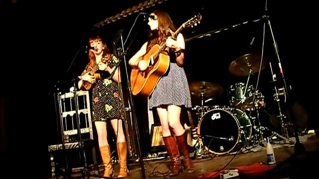 Violet Hour Performing at El Cid in LA смотреть онлайн