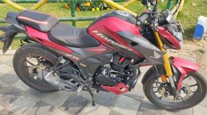 HONDA HORNET 2.0 ??BIGGEST PROBLEMS ??| Don't Buy Honda Hornet 2.0 ?? | Honest Ownership Review |