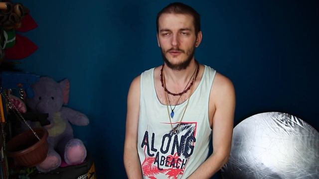 СОСЕДИ КУРЯТ И ДЫМЯТ — КАК СПАСТИСЬ ОТ ЗАПАХА В КВАРТИРЕ смотреть онлайн