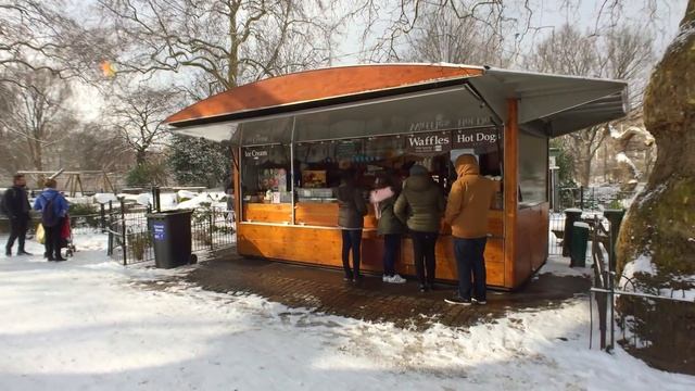 LONDON WALK | St James's Park in the Snow | England смотреть онлайн