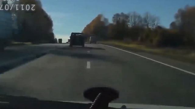 Car crash compilation 8 Near Death Caught On Camera Dash Cam Russian Road Rage USA Bad Drivers Craz смотреть онлайн