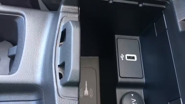 2017 Ford Focus SEL Black Pack Winter Flex Fuel Review - Island Ford смотреть онлайн