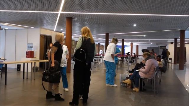 01318 ФЕСТИВАЛЬ ТЕХНОЛОГИИ КРАСОТЫ УРАЛЬСКИЕ БЕРЕГА ДЕЛАЕМ СЕЛФИ И ПОКАЗУЛИ and The МИККИ смотреть онлайн