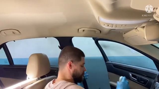 Процесс химчистки автомобиля Мерседес бенц смотреть онлайн