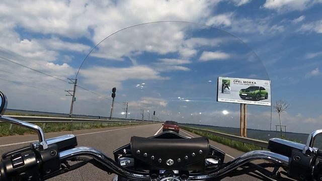 Kawasaki Vulcan 1700 Classic Nomad dam road смотреть онлайн