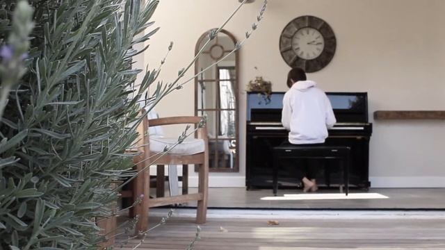 Piano Sketch III: Sleep - Aidan Vass смотреть онлайн
