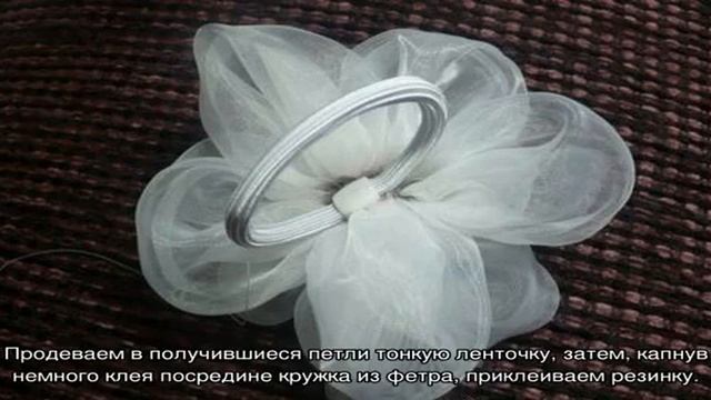 Красивые белые банты на 1 сентября своими руками (из атласных лент и канзаши) Мастер-классы с поша. смотреть онлайн