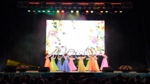 6 Танец с дугами