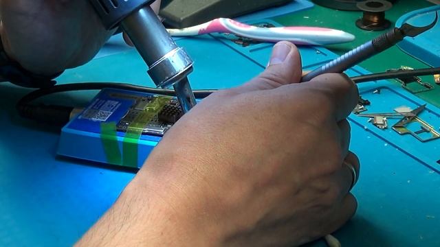 Poco X3 Pro Не включается, не заряжается смотреть онлайн