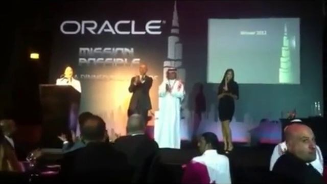 مراسيم تكريم شركة يونيكوم من قبل شركة أوراكل смотреть онлайн