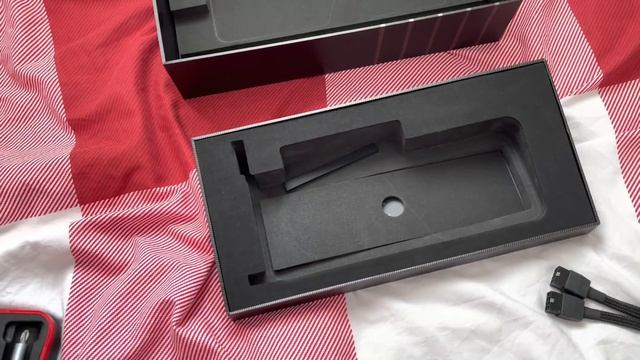 RTX 3070Ti Founders Edition Unboxing & Installation смотреть онлайн