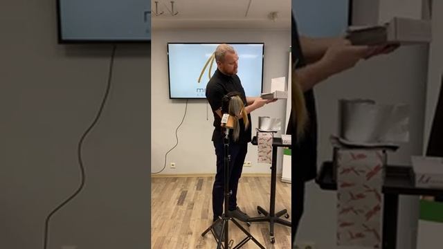 Профессиональная фольга для окрашивания с тиснением // Akadēmija Meistars смотреть онлайн
