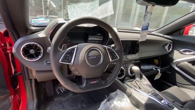 Ford Mustang Mach-E and Chevrolet Camaro смотреть онлайн