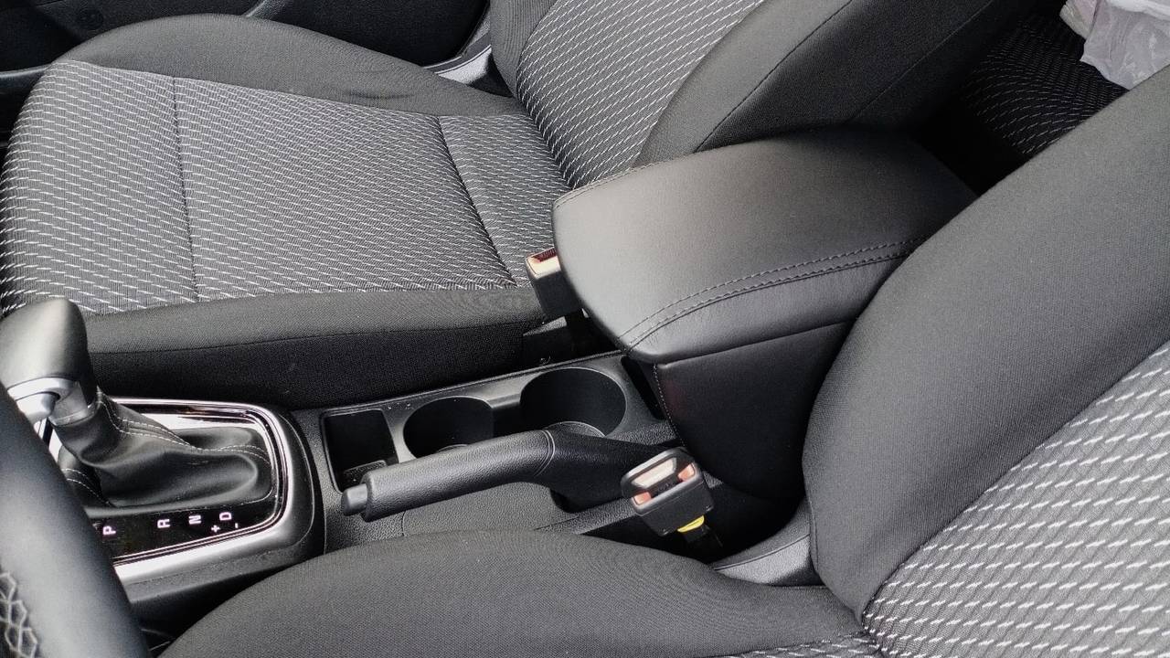 Подлокотник Киа Рио 4 - Kia Rio 4 Kia Rio X-Line -Киа Рио Х Лайн 2021 смотреть онлайн