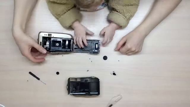 Разбираем фотоаппарат, мыльницу. Как мы разобрали фотик! смотреть онлайн