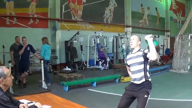 Выступления дзюдоистов , кикбоксеров и гиревиков к 9-Мая. смотреть онлайн