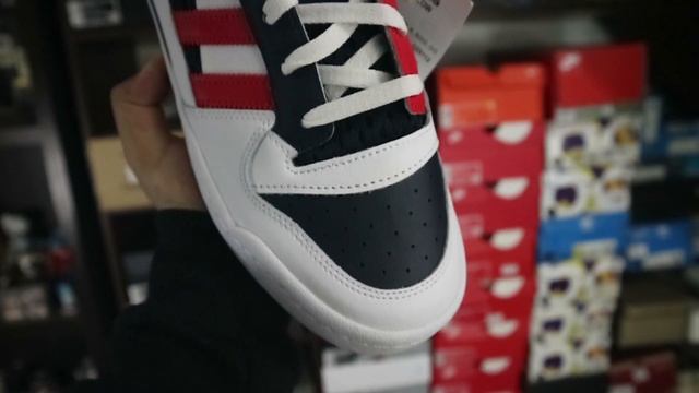 DETAILED LOOK AT THE ADIDAS FORUM LOW "LEGEND INK" - REVIEW AND ON FOOT смотреть онлайн