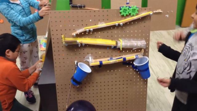 Rube Goldberg @ Floradale Grade 4 смотреть онлайн