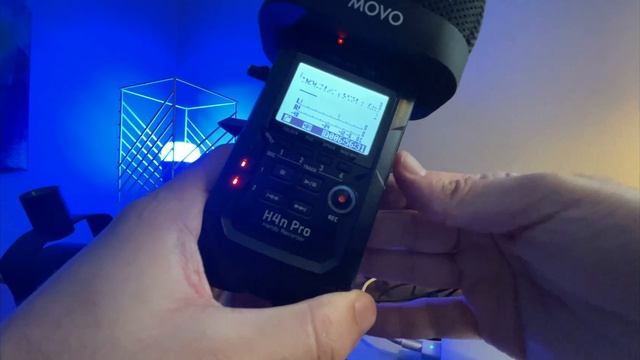 Как подключить XLR динамический микрофон к Zoom H4n Pro смотреть онлайн