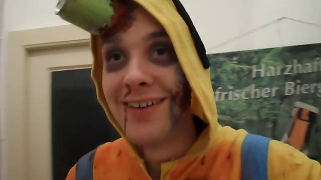 Halloween Costum ;D смотреть онлайн