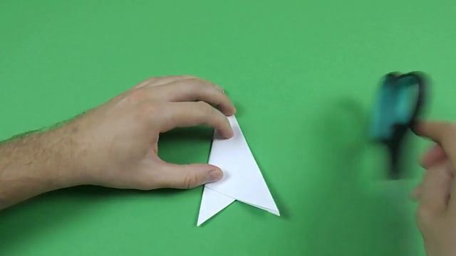 How to make a snowflake with paper. Paper snowflake tutorial. смотреть онлайн