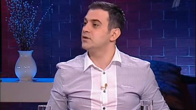 Projector.peris.hilton 29