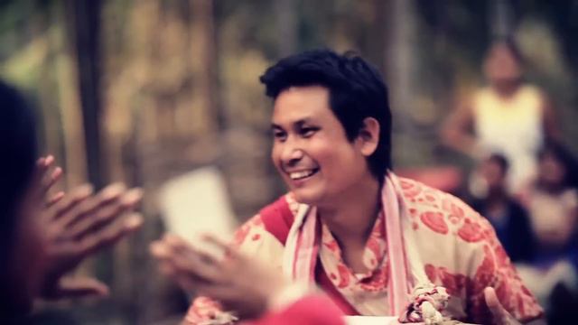 Roi Roi Roti - The Spirit of Bihu | Abhishruti Bezbaruah | Assamese Bihu Song | Official HD Video смотреть онлайн