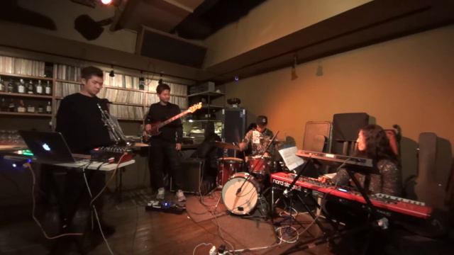 HG FunkTronic Honggi Kim Drum solo смотреть онлайн