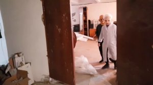 ПРИВЕТ СОСЕД предал меня? Гренни и ГРЕНДПА в РЕАЛЬНОЙ ЖИЗНИ Granny 3
