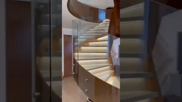 Винтовая лестница смотреть онлайн
