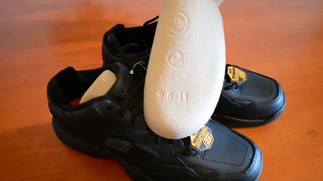 Кроссовки из Америки (Skechers 76690, Nike Air Max ST) [Ebay] смотреть онлайн