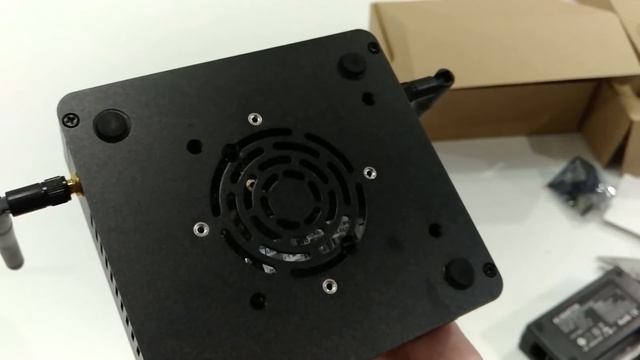 Самый популярный Mini PC XCY на Windows 10 Intel Core i7 Бесшумный и компактный Unboxing смотреть онлайн