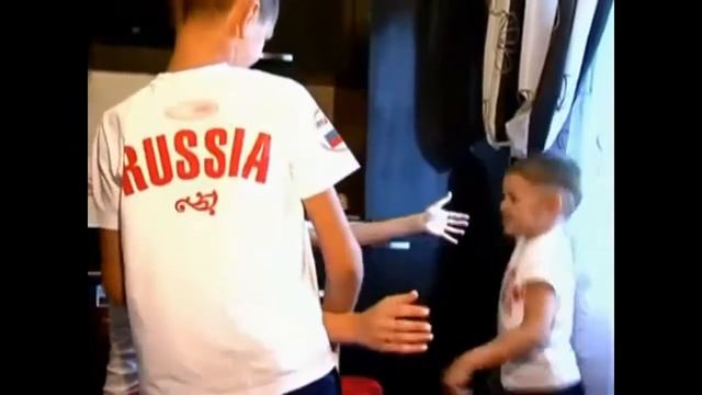 Эмма Мотогонщица смотреть онлайн