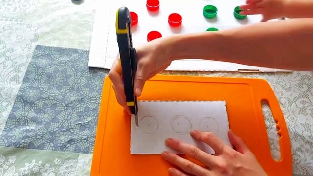 Игра из крышек баклашки за 5 минут!#крышки #игрыдлядетей #балаларжылы #развивашки #монтессоридома смотреть онлайн