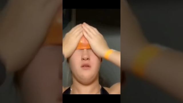 Учимся правильно надевать силиконовую шапочку для плавания!!! смотреть онлайн