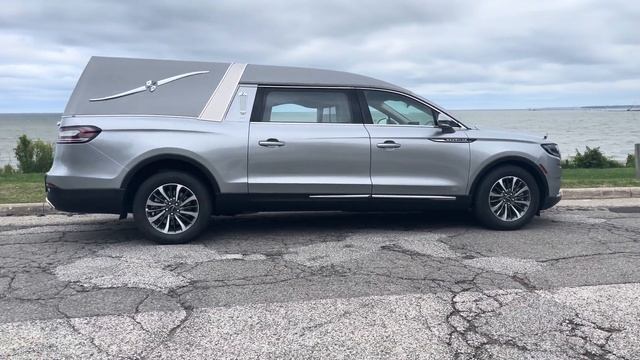 2023 Lincoln MK Legacy Hearse смотреть онлайн
