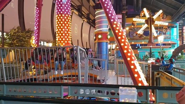 spin crazy@ Skytropolis Genting Indoor Theme Park смотреть онлайн