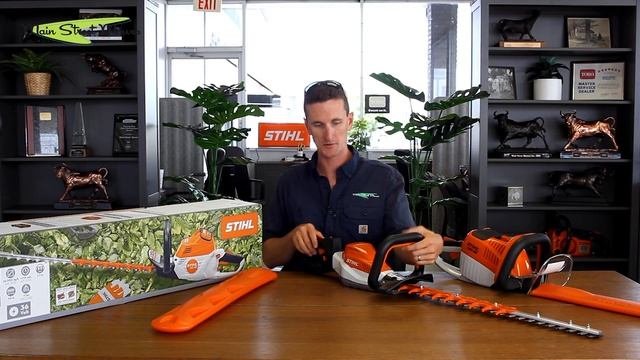 STIHL HSA 100 Battery Hedge Trimmer - HSA 100 vs HSA 94 T vs HSA 65 смотреть онлайн