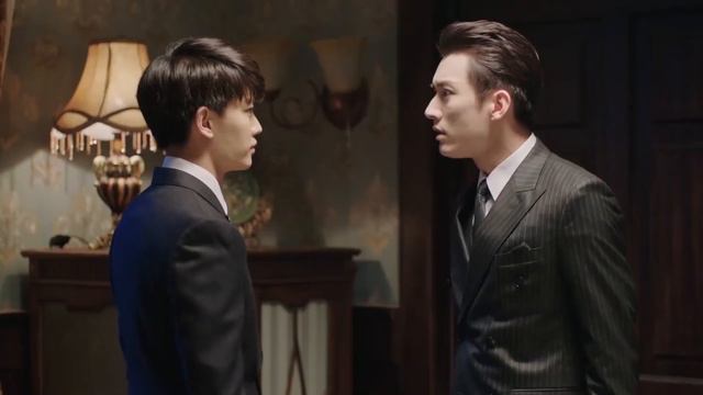 【BL】他看到男孩还活着，激动地紧紧抱住男孩！ 😘同志/同性恋/耽美/男男/爱情/Chinese LGBT/BOYLOVE