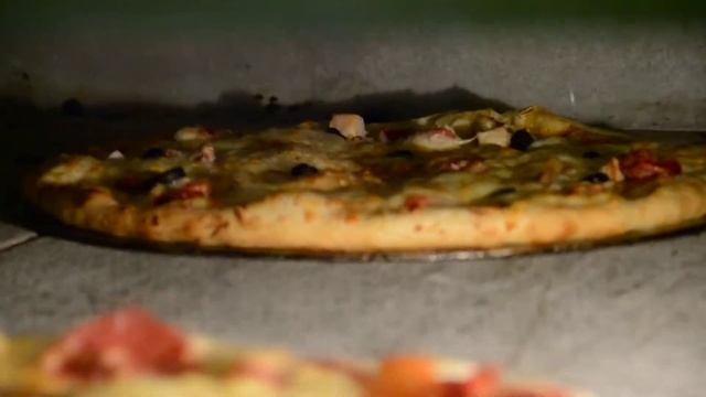 Пицца в печке смотреть онлайн