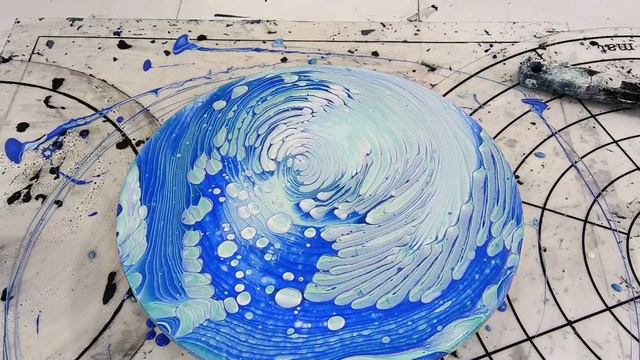 #56 Two Cloud Pours! Gorgeous results with Vallejo Pearl Medium! #cloudpour #nosatinenamels смотреть онлайн