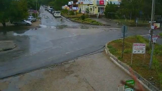 Перекрёсток в Щёлкино, 07.09.2013 - time-lapse с камеры 2 смотреть онлайн
