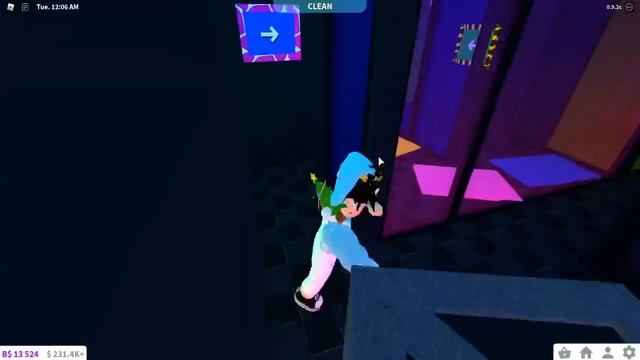 THE NEW BLOXBURG RB BATTLES UPDATE... this maze was spooky смотреть онлайн