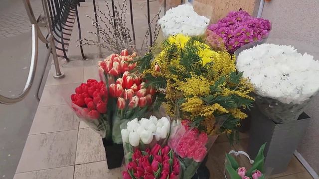 Кривой Рог 8марта .Подарок любимой женщины. смотреть онлайн